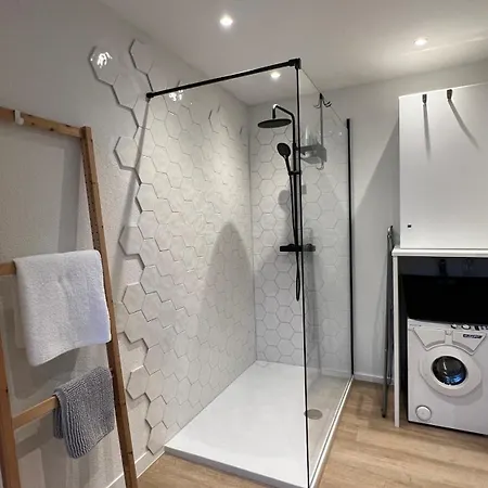 Apartment B29